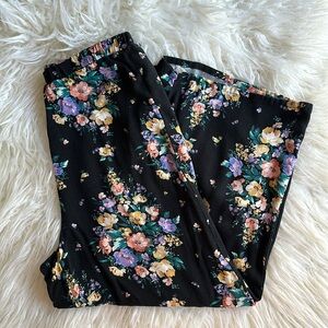 EUC O’Neill Lightweight Floral Pants